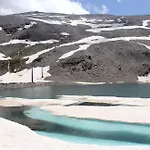 Sierra Nevada Home Апартаменти Сьєрра-Невада
